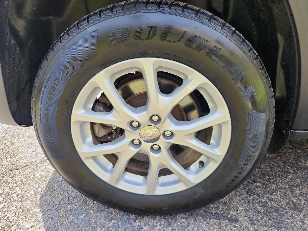 Jeep Cherokee 4WD 4dr Latitude 2015