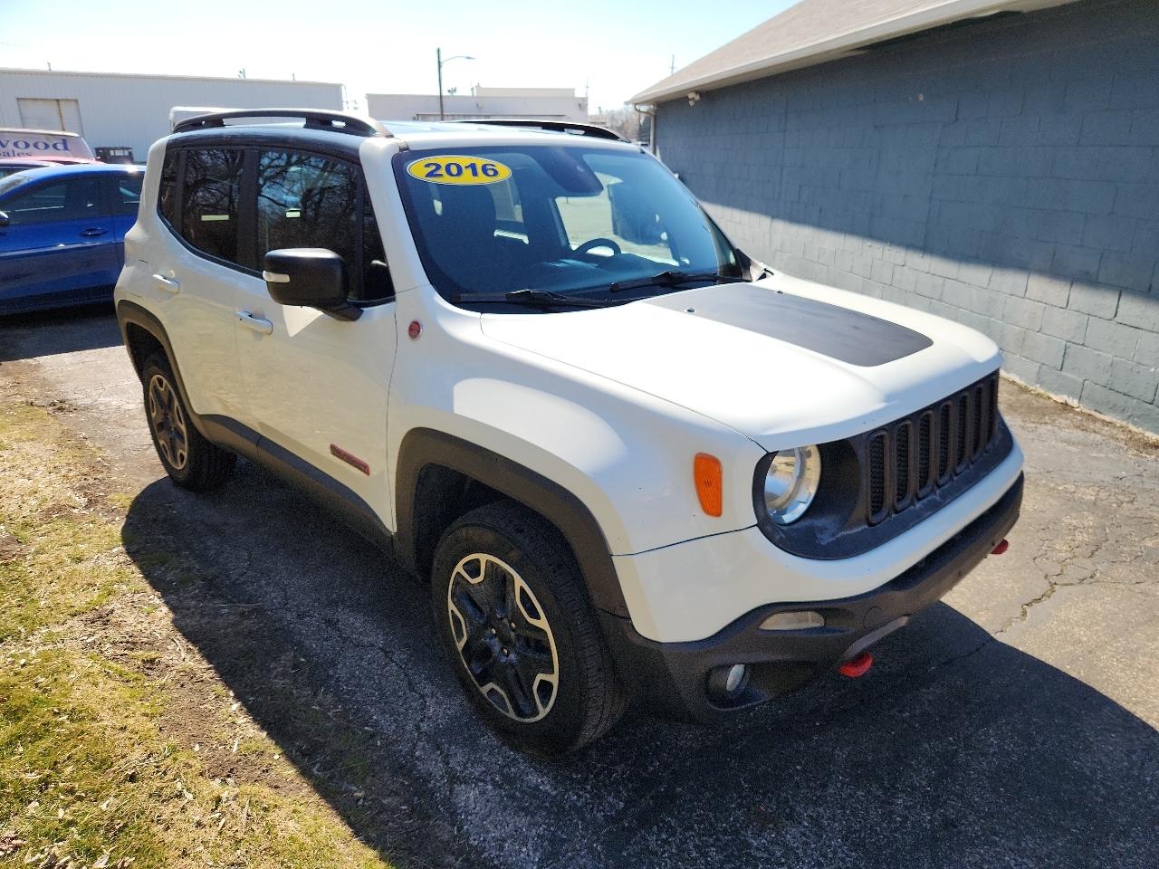 Jeep Renegade 4WD 4dr Trailhawk 2016