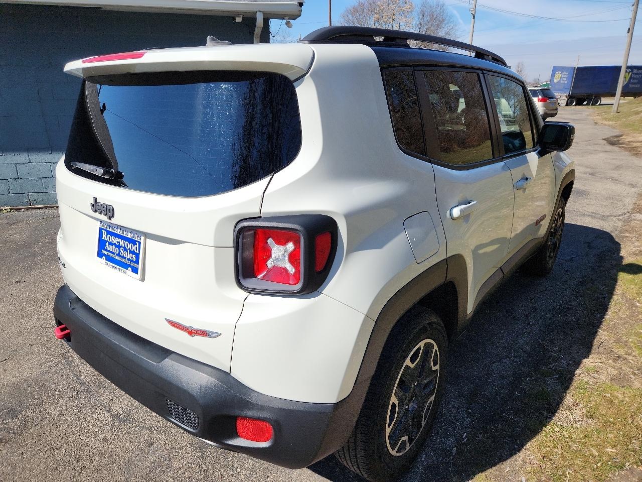 Jeep Renegade 4WD 4dr Trailhawk 2016
