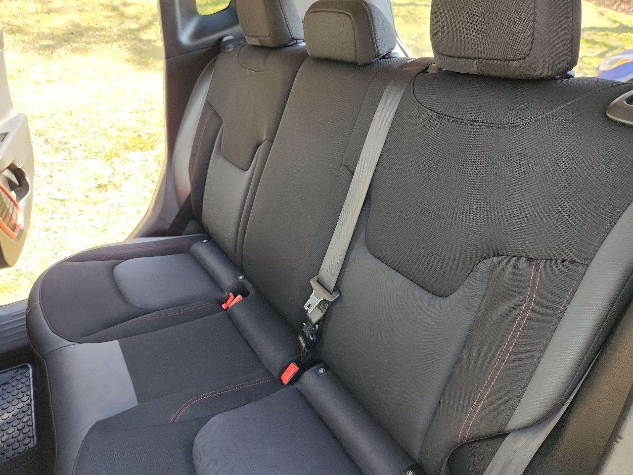 Jeep Renegade 4WD 4dr Trailhawk 2016