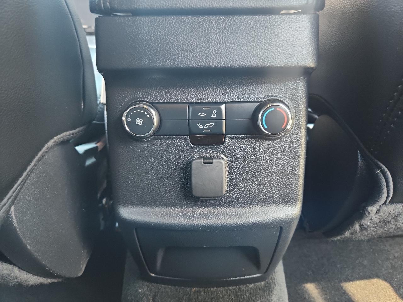 Ford Explorer 4WD 4dr XLT 2016