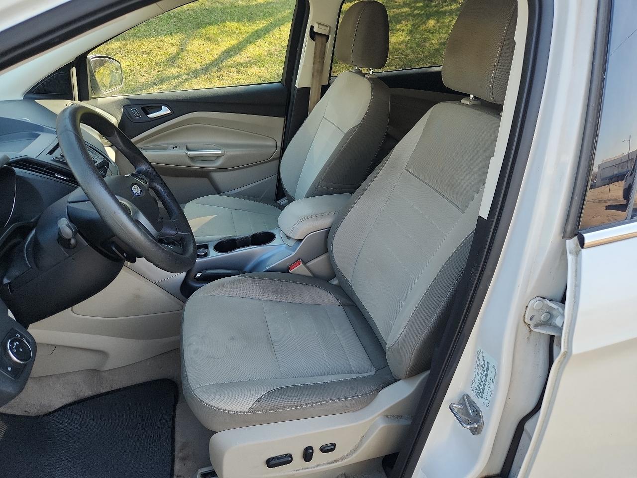 Ford Escape FWD 4dr SE 2014