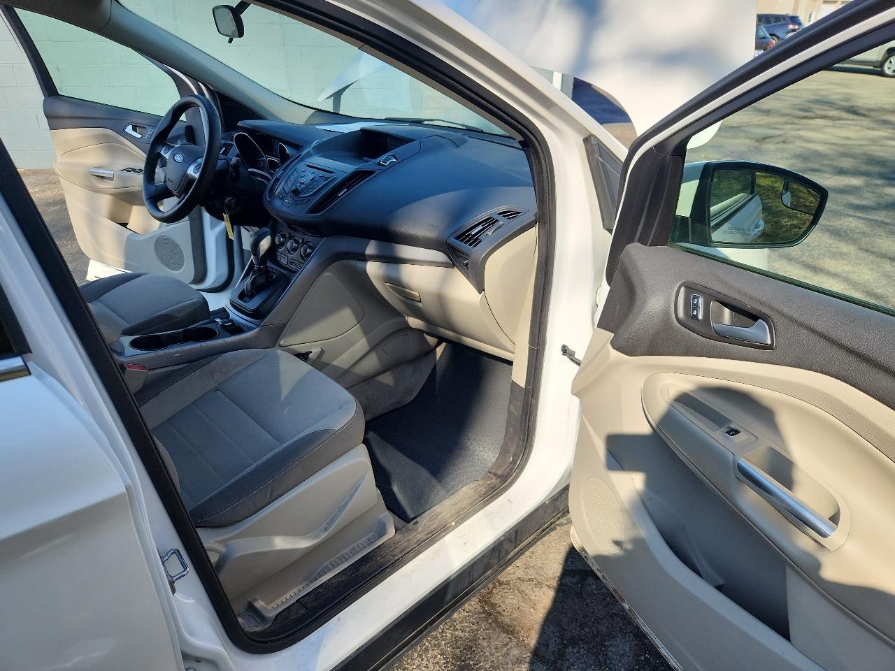 Ford Escape FWD 4dr SE 2014