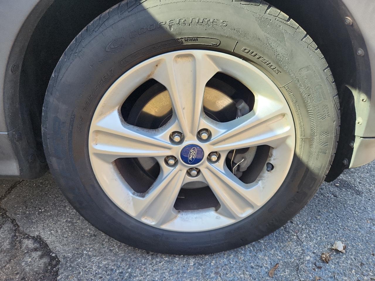 Ford Escape FWD 4dr SE 2014