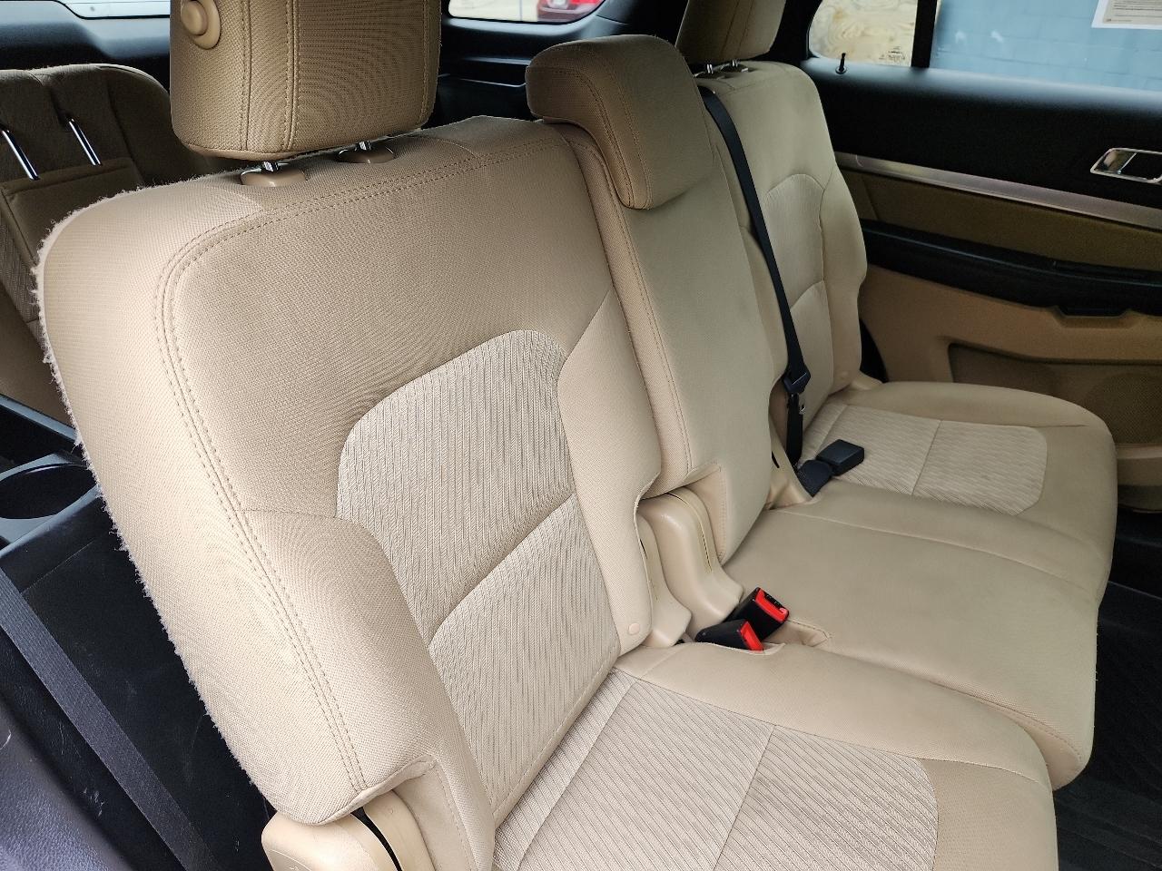 Ford Explorer Base 4WD 2017