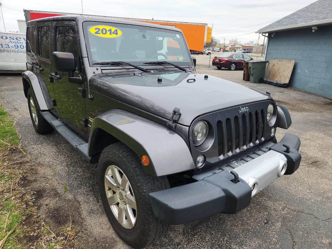 Jeep Wrangler Unlimited 4WD 4dr Sahara 2014