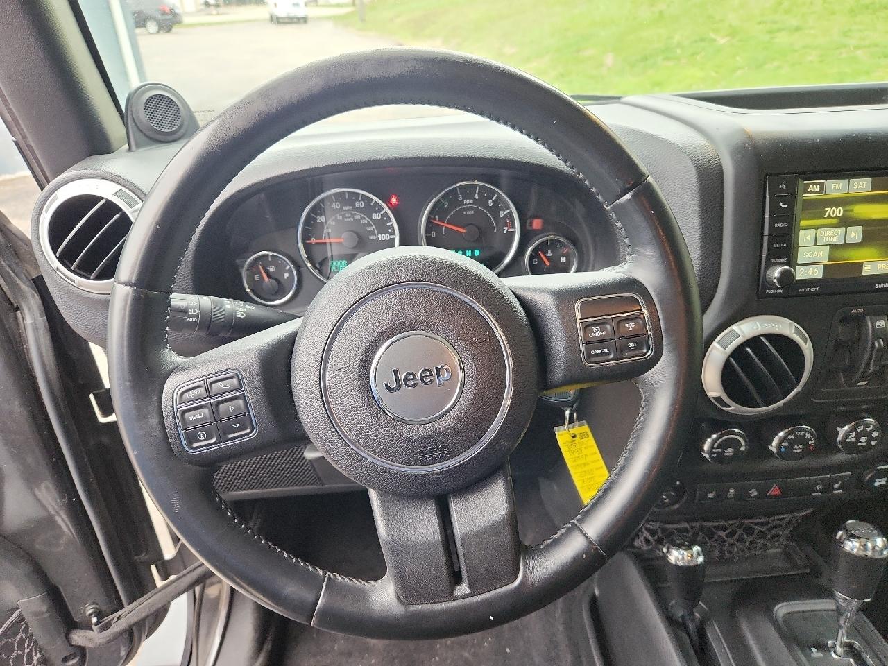 Jeep Wrangler Unlimited 4WD 4dr Sahara 2014