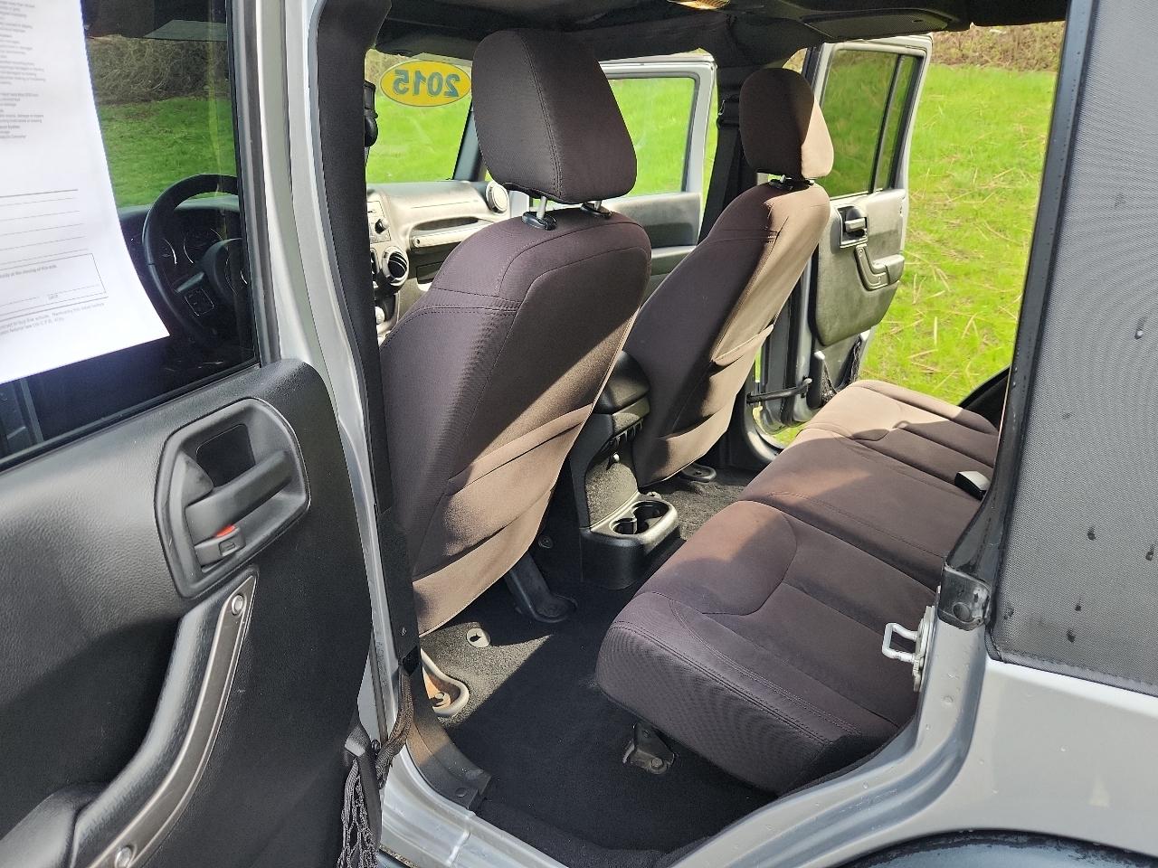 Jeep Wrangler Unlimited 4WD 4dr Sport 2015