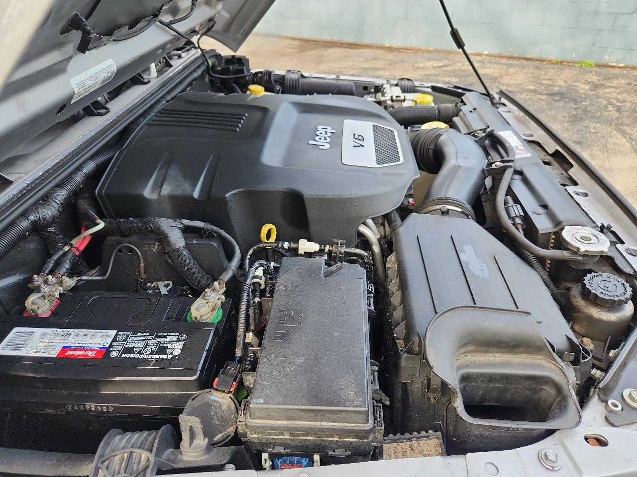 Jeep Wrangler Unlimited 4WD 4dr Sport 2015