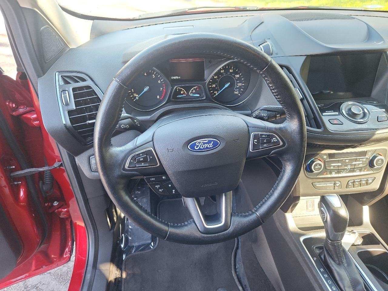 Ford Escape Titanium 4WD 2019