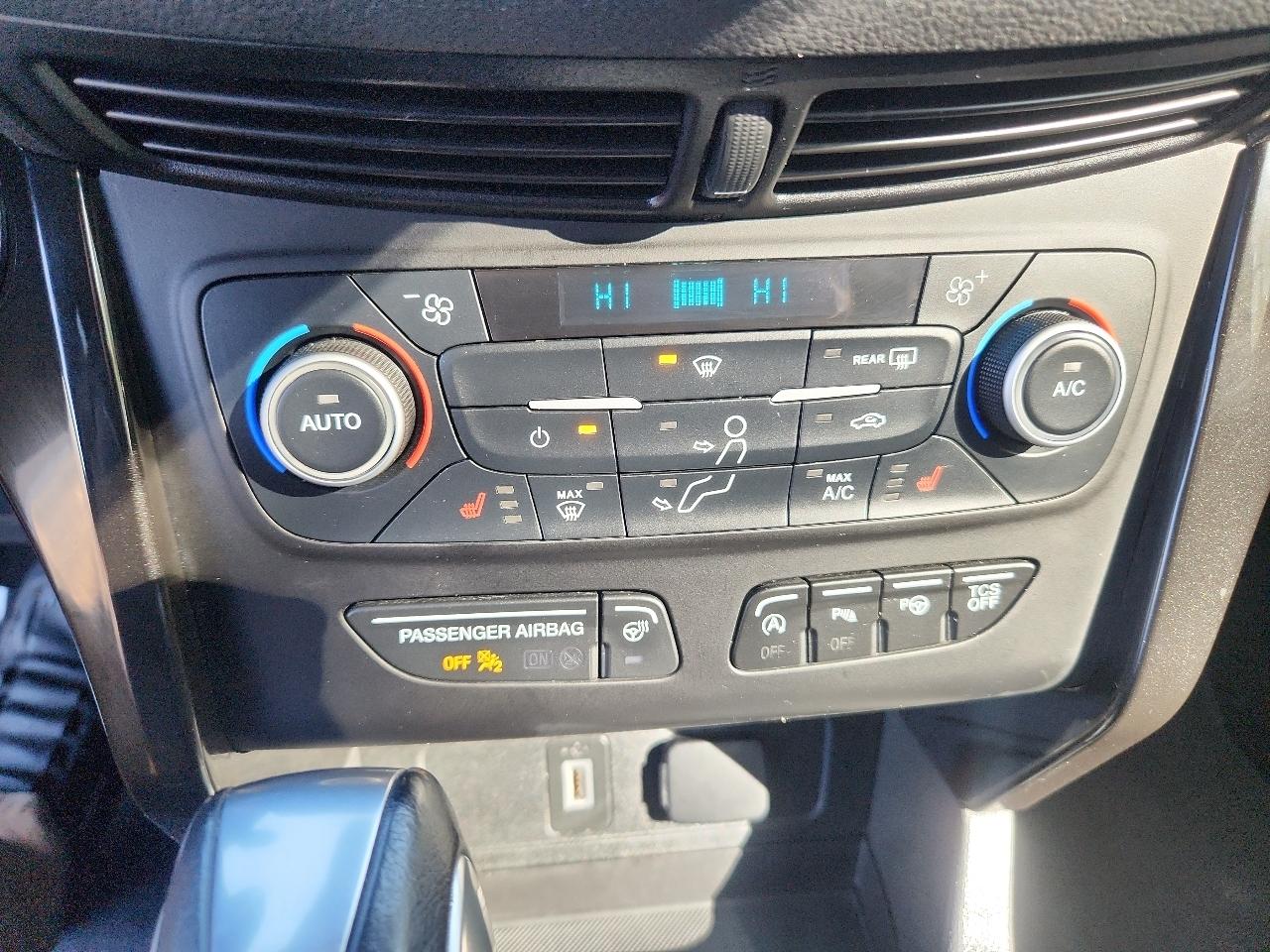 Ford Escape Titanium 4WD 2019