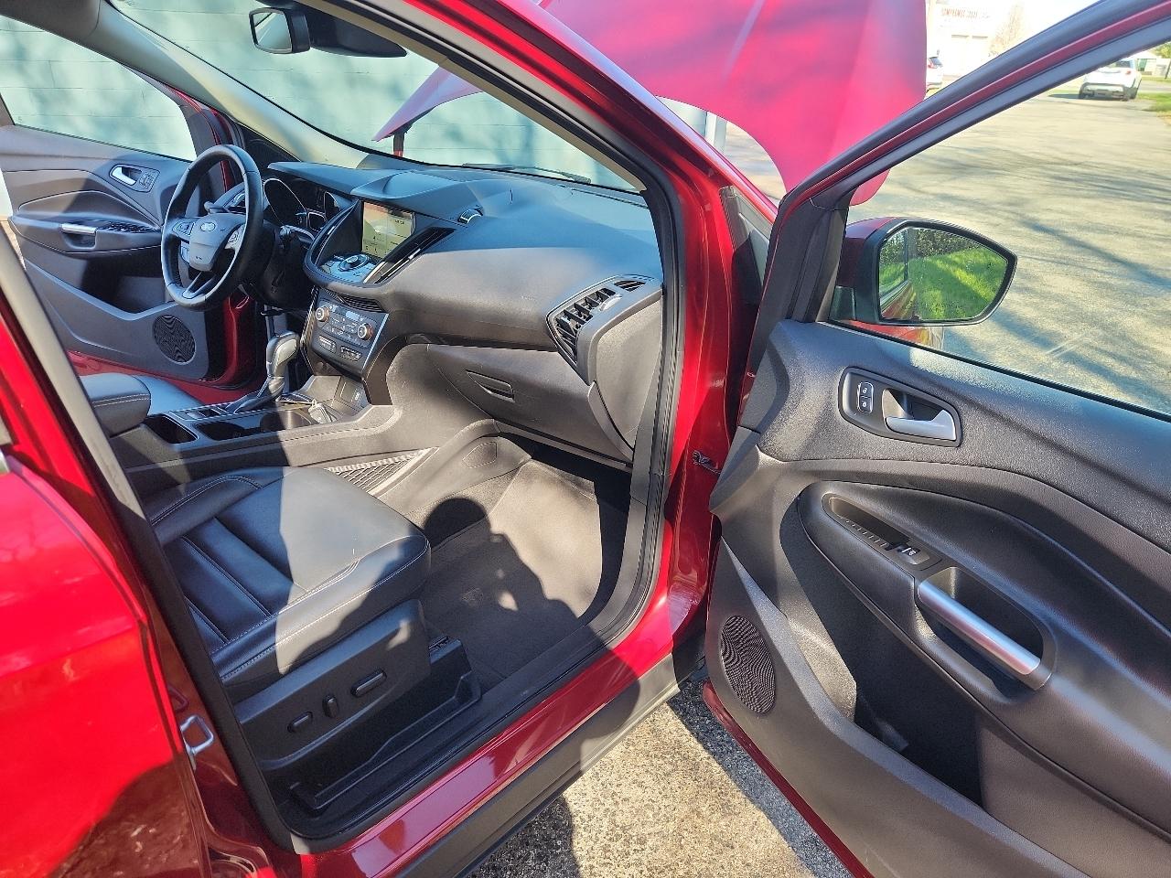 Ford Escape Titanium 4WD 2019