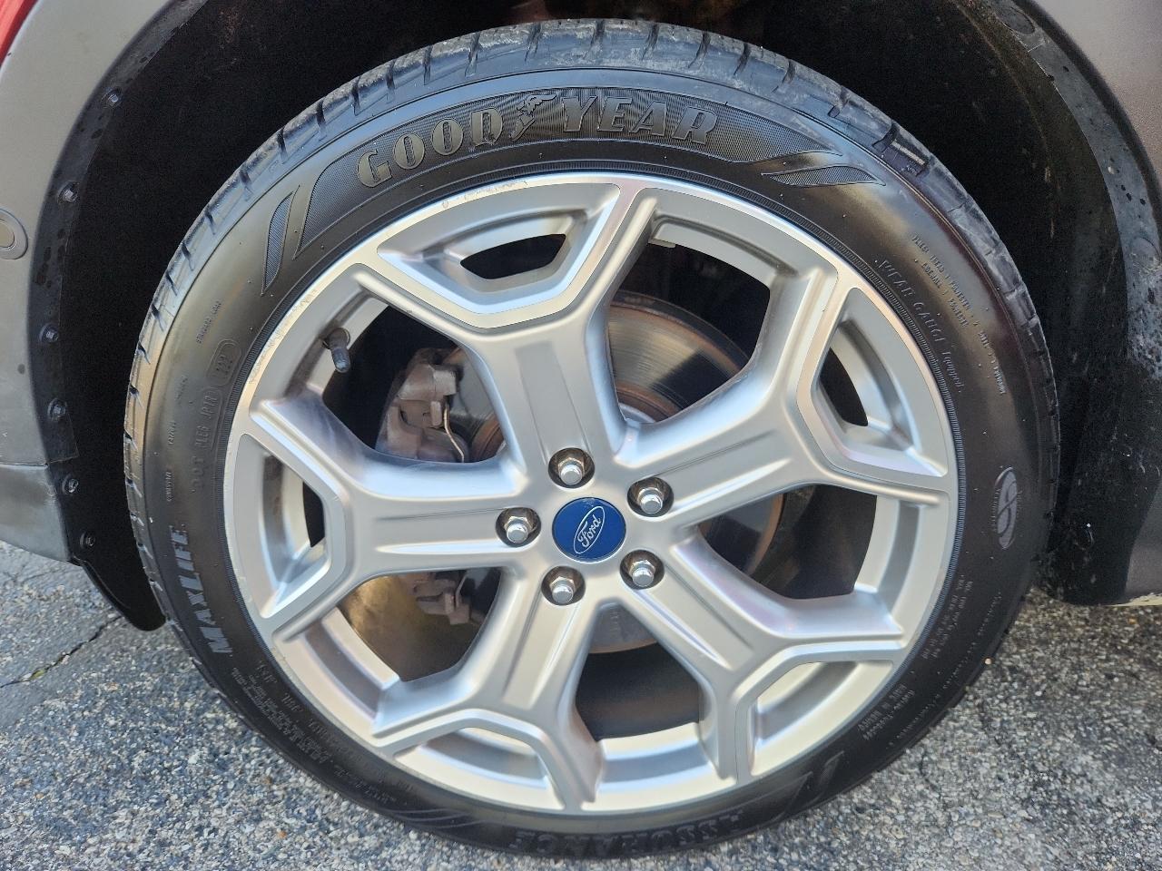 Ford Escape Titanium 4WD 2019