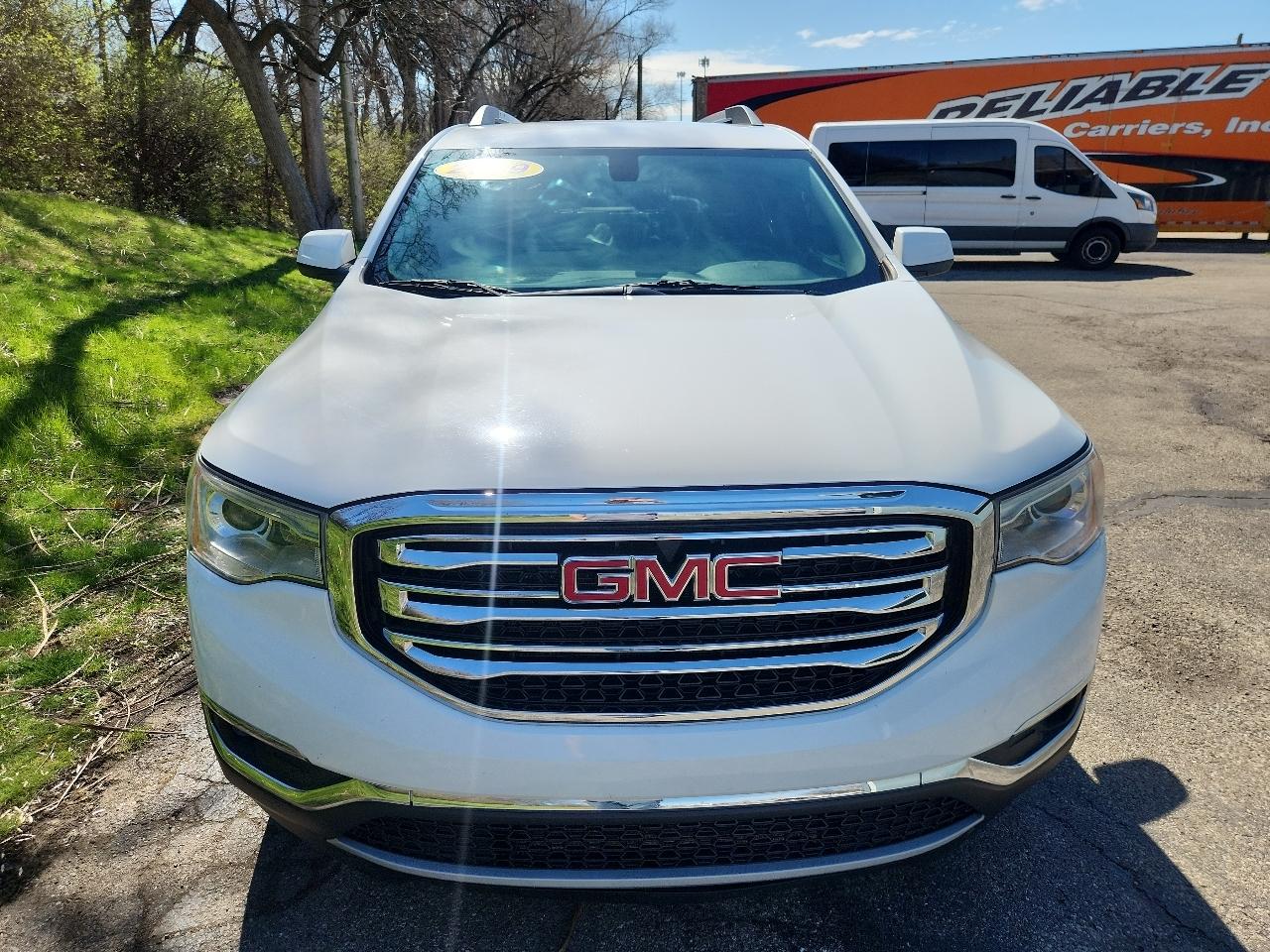 GMC Acadia AWD 4dr SLT w/SLT-1 2019