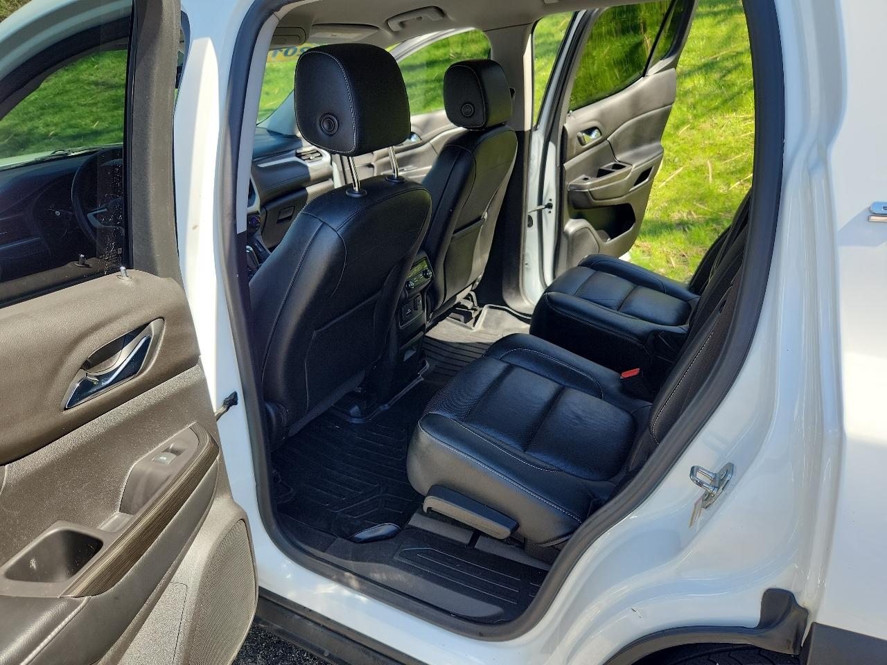 GMC Acadia AWD 4dr SLT w/SLT-1 2019