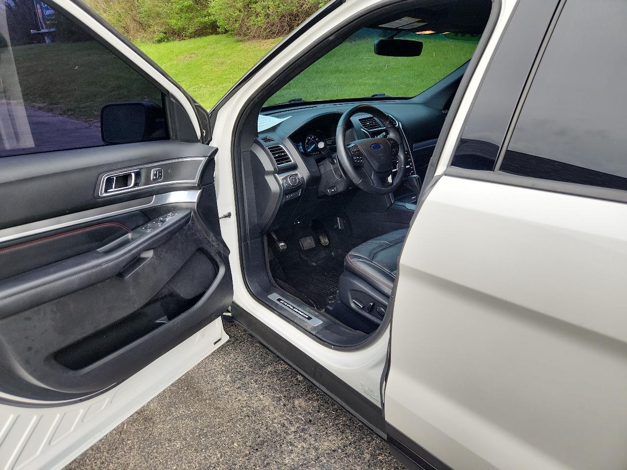 Ford Explorer Sport 4WD 2017