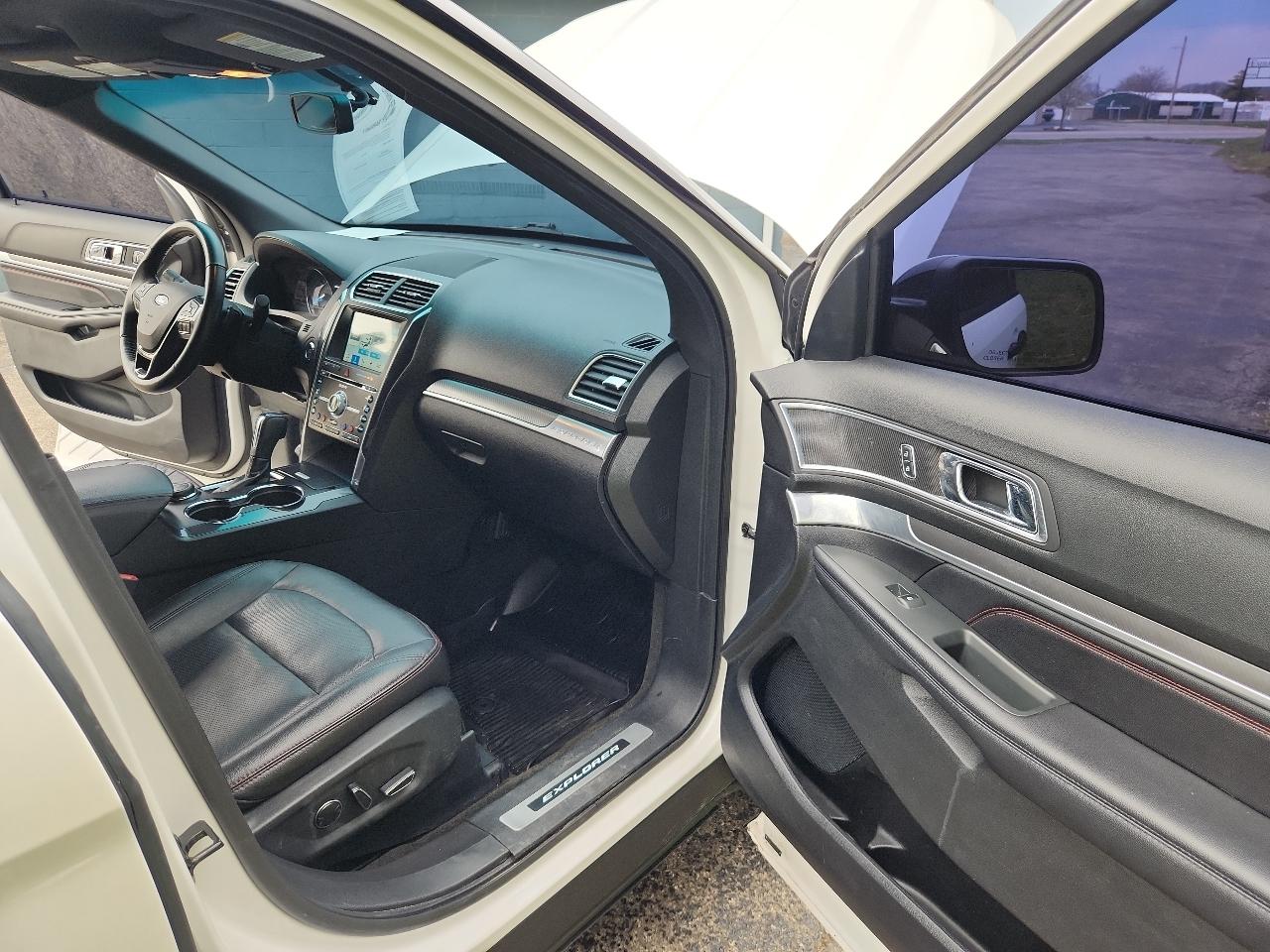 Ford Explorer Sport 4WD 2017