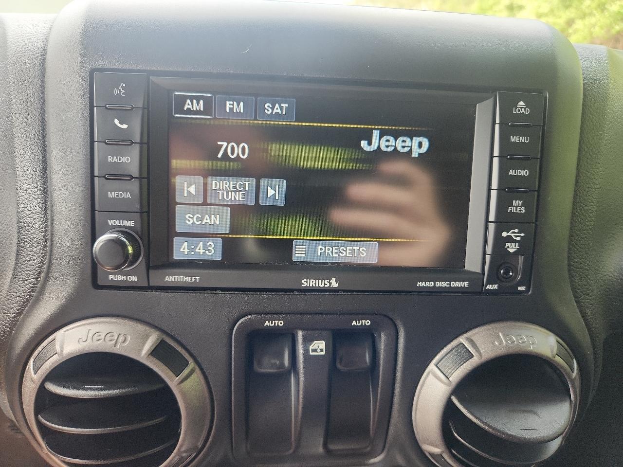 Jeep Wrangler 4WD 2dr Sport 2015