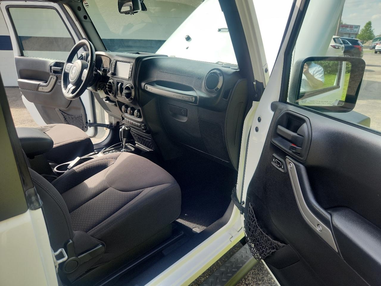 Jeep Wrangler 4WD 2dr Sport 2015