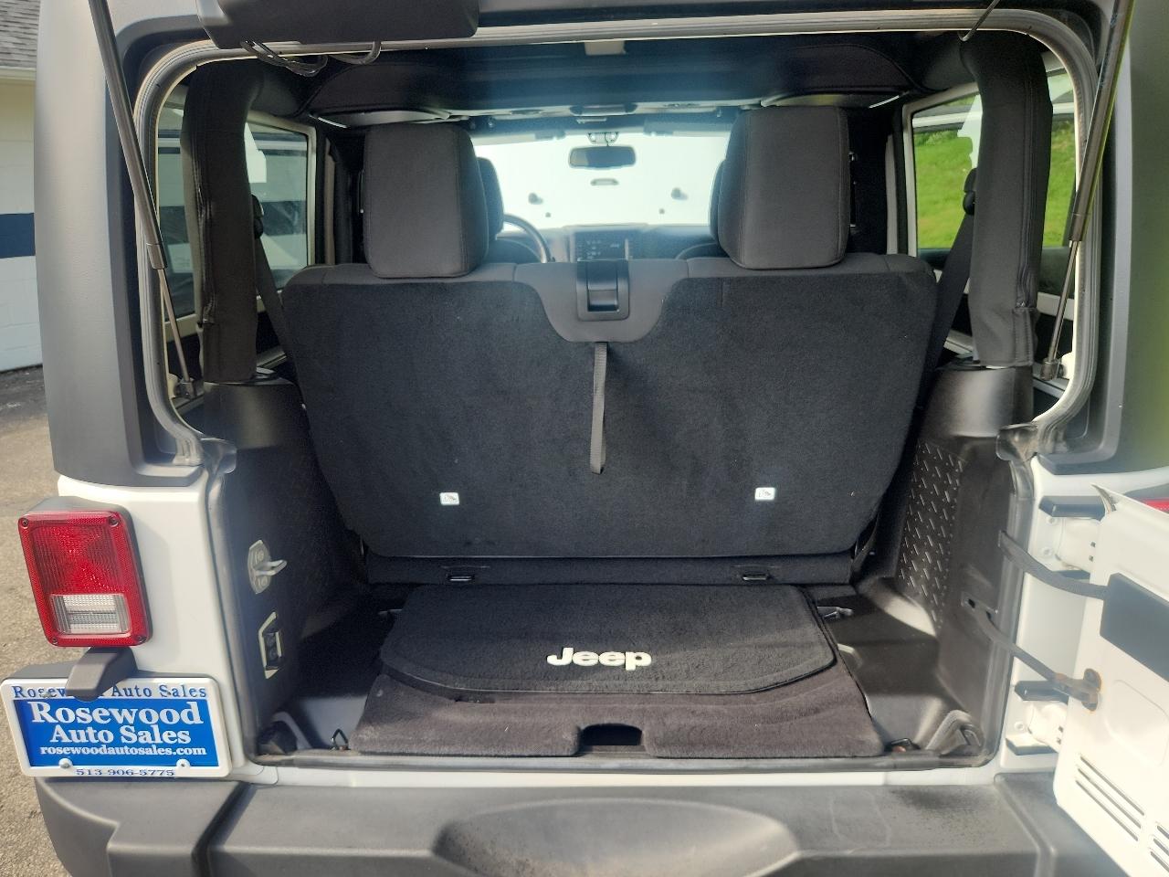 Jeep Wrangler 4WD 2dr Sport 2015