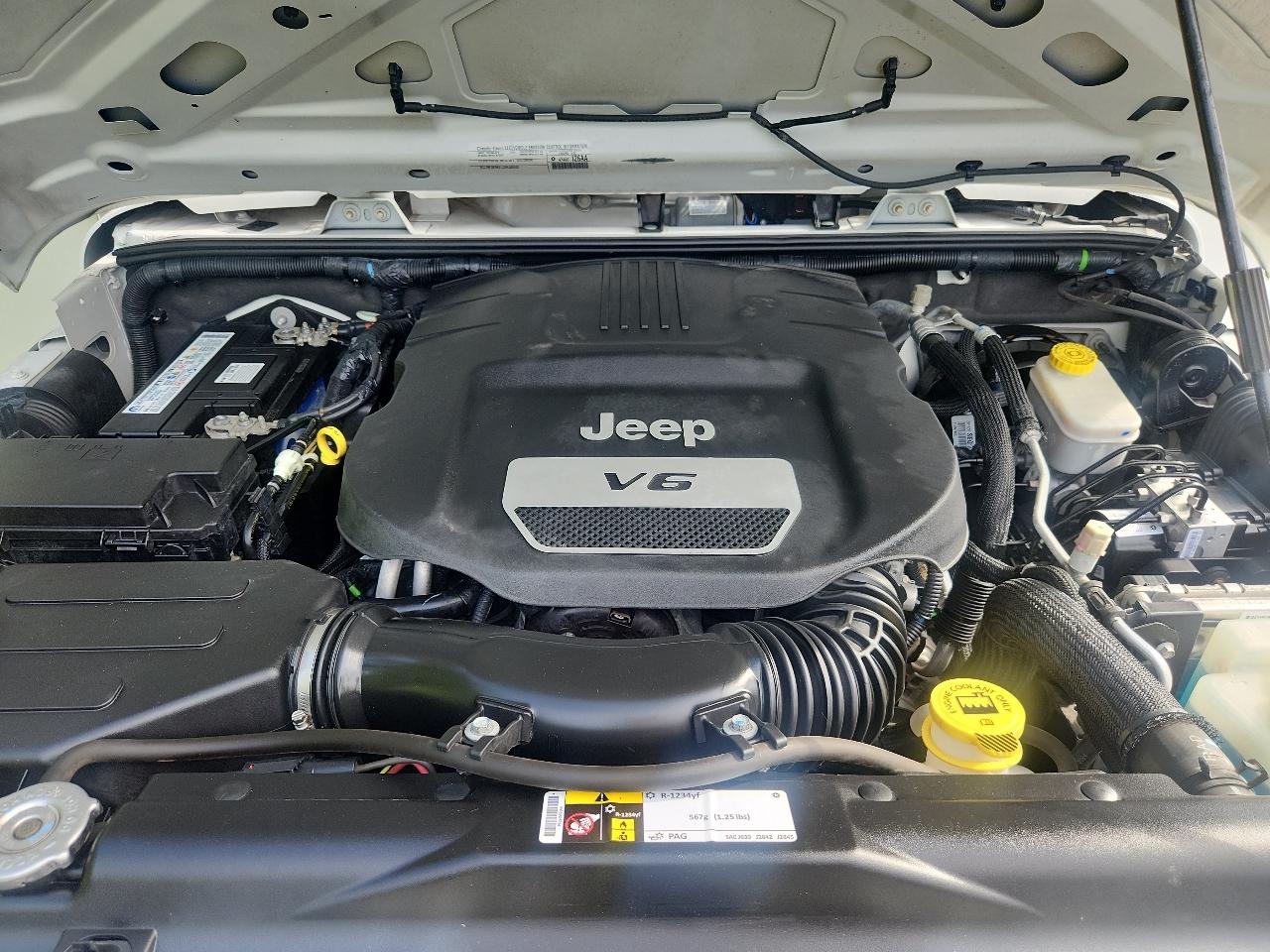 Jeep Wrangler 4WD 2dr Sport 2015