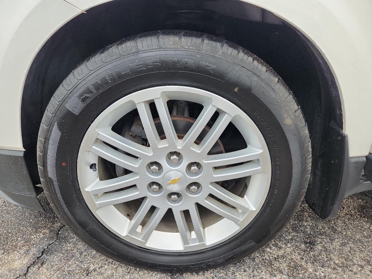 Chevrolet Traverse AWD 4dr LT w/1LT 2015