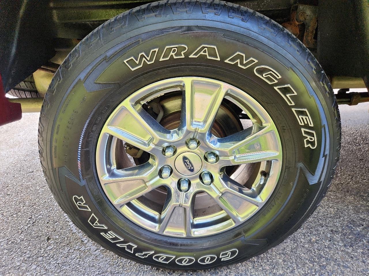 Ford F-150 4WD SuperCrew 145" XL 2014