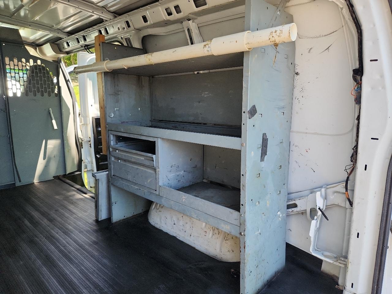 Chevrolet Express Cargo Van RWD 2500 135" 2017