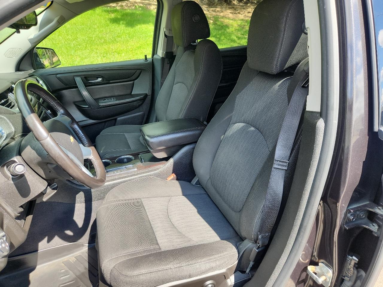 Chevrolet Traverse FWD 4dr LT w/1LT 2017