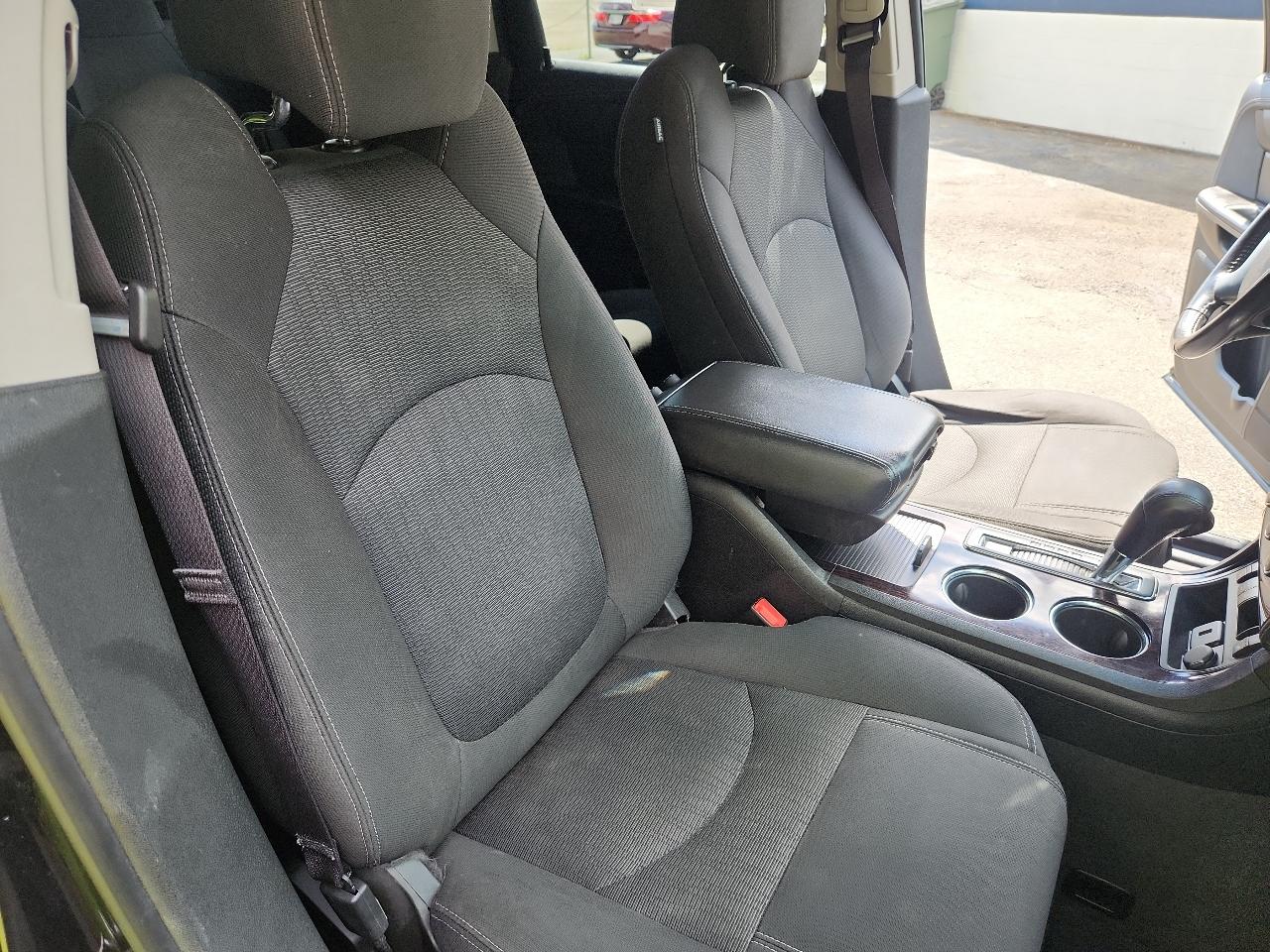 Chevrolet Traverse FWD 4dr LT w/1LT 2017
