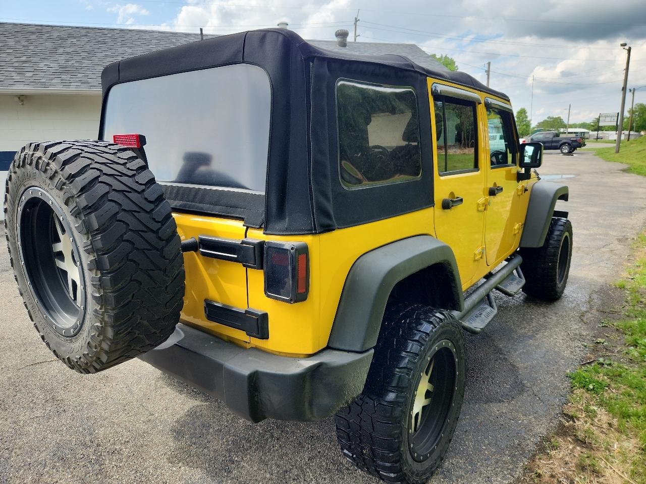 Jeep Wrangler Unlimited 4WD 4dr Sport 2015