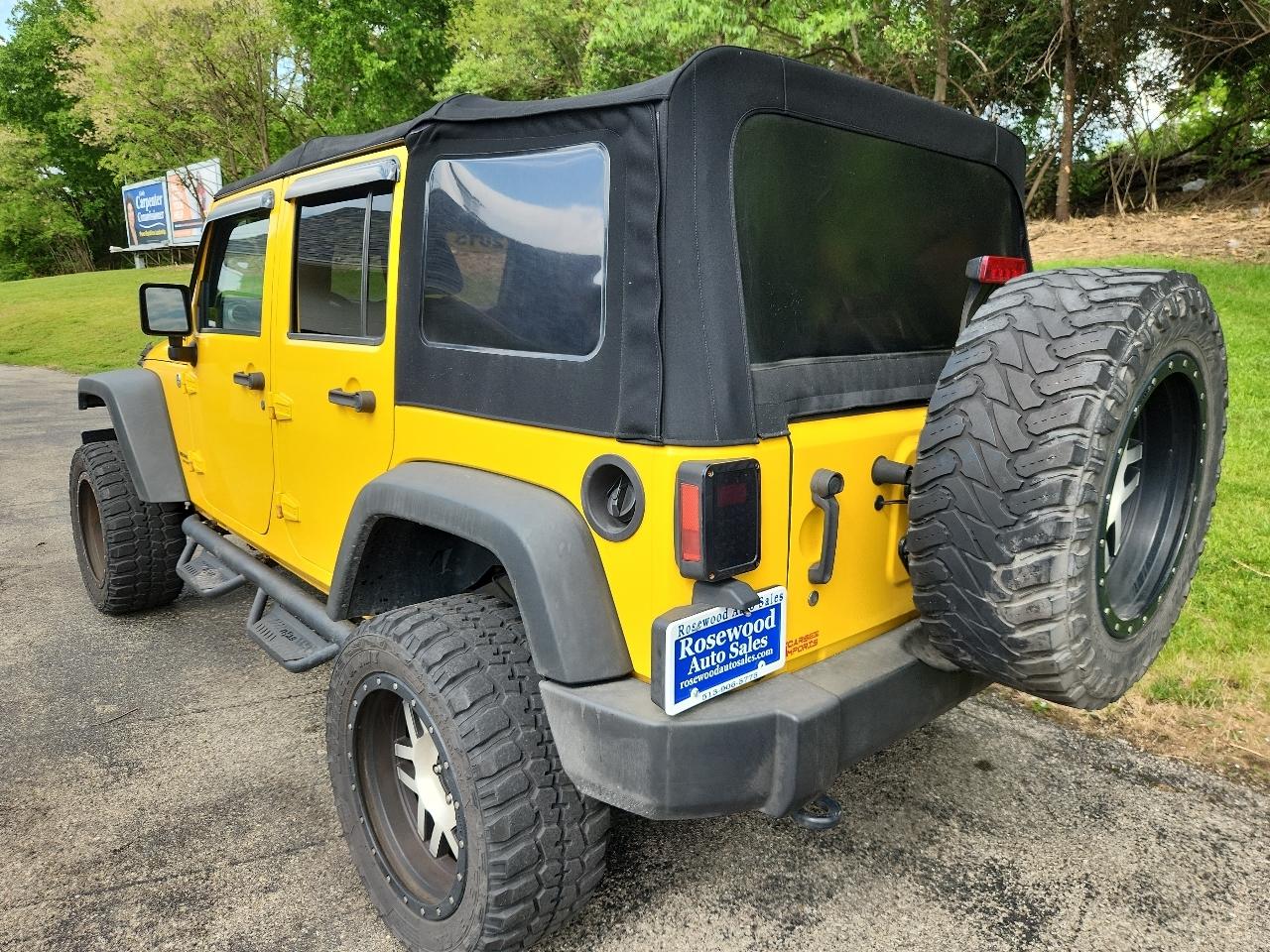 Jeep Wrangler Unlimited 4WD 4dr Sport 2015