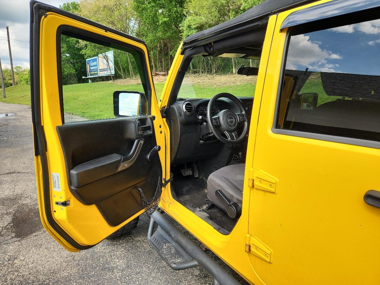 Jeep Wrangler Unlimited 4WD 4dr Sport 2015