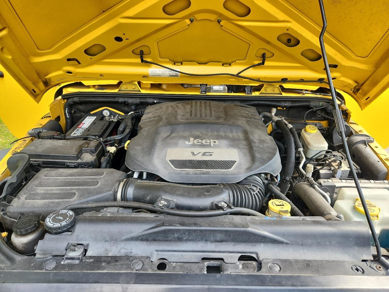 Jeep Wrangler Unlimited 4WD 4dr Sport 2015