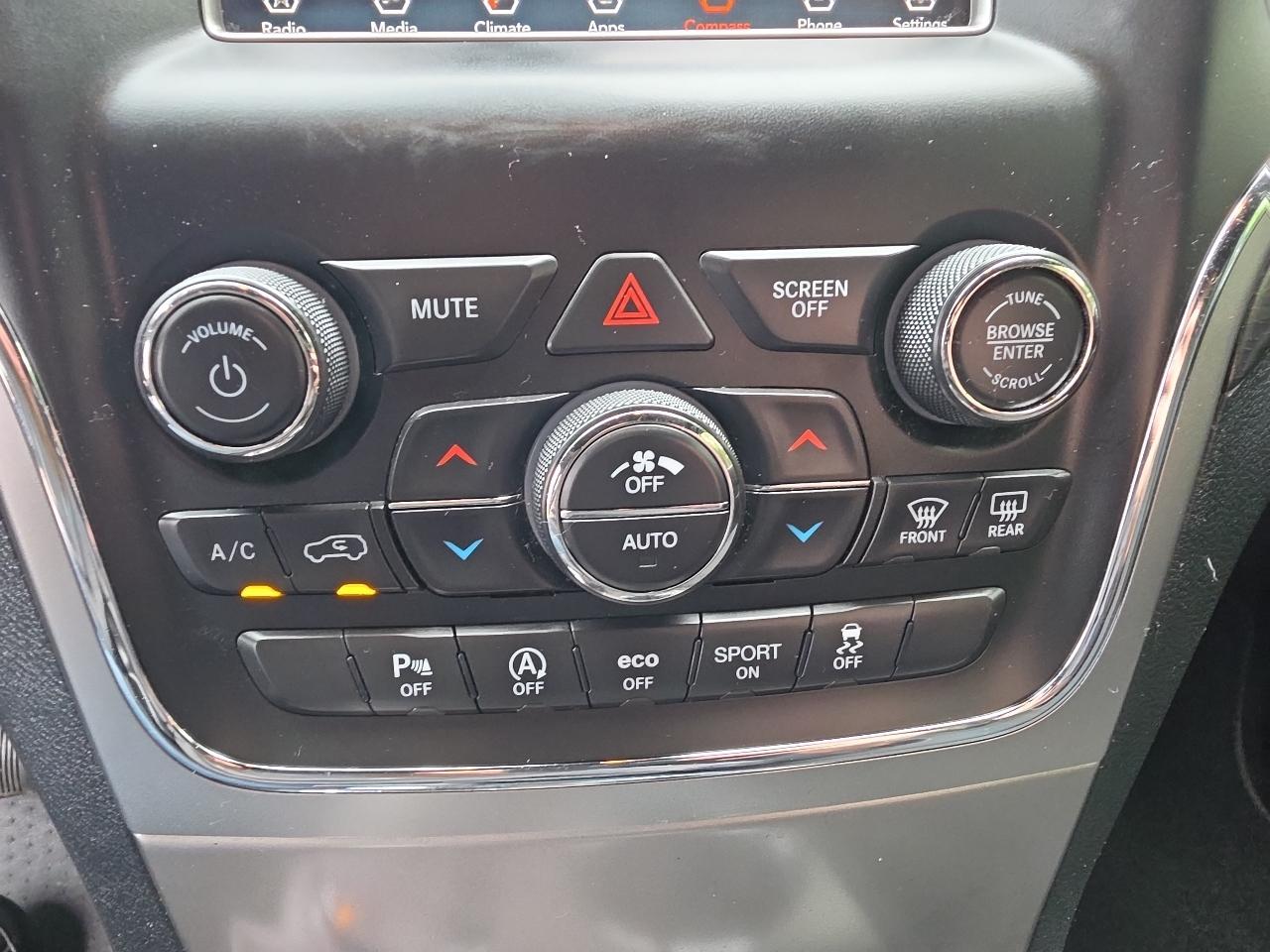 Jeep Grand Cherokee Laredo 4x4 *Ltd Avail* 2018