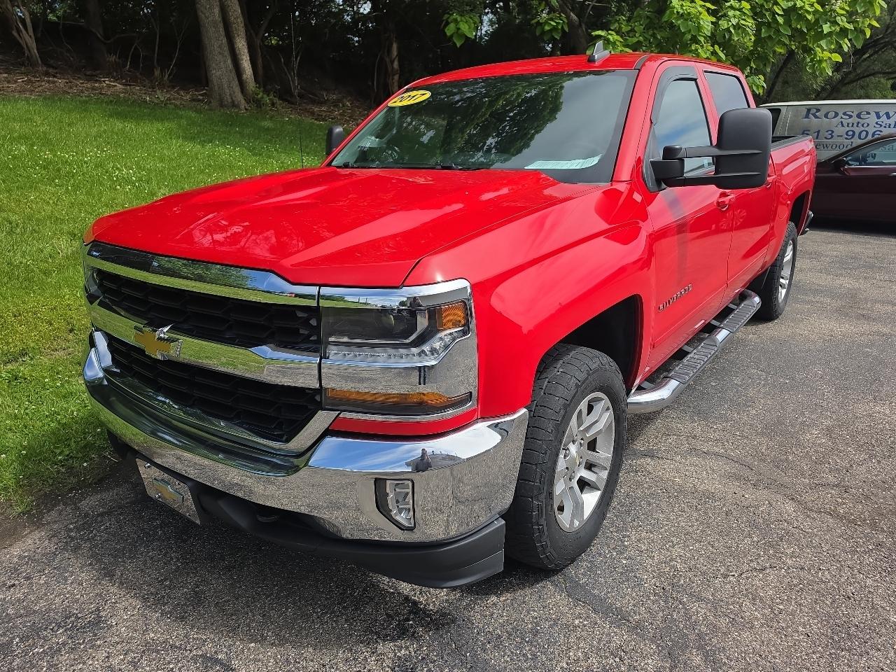 Chevrolet Silverado 1500 4WD Crew Cab 143.5" LT w/1LT 2017