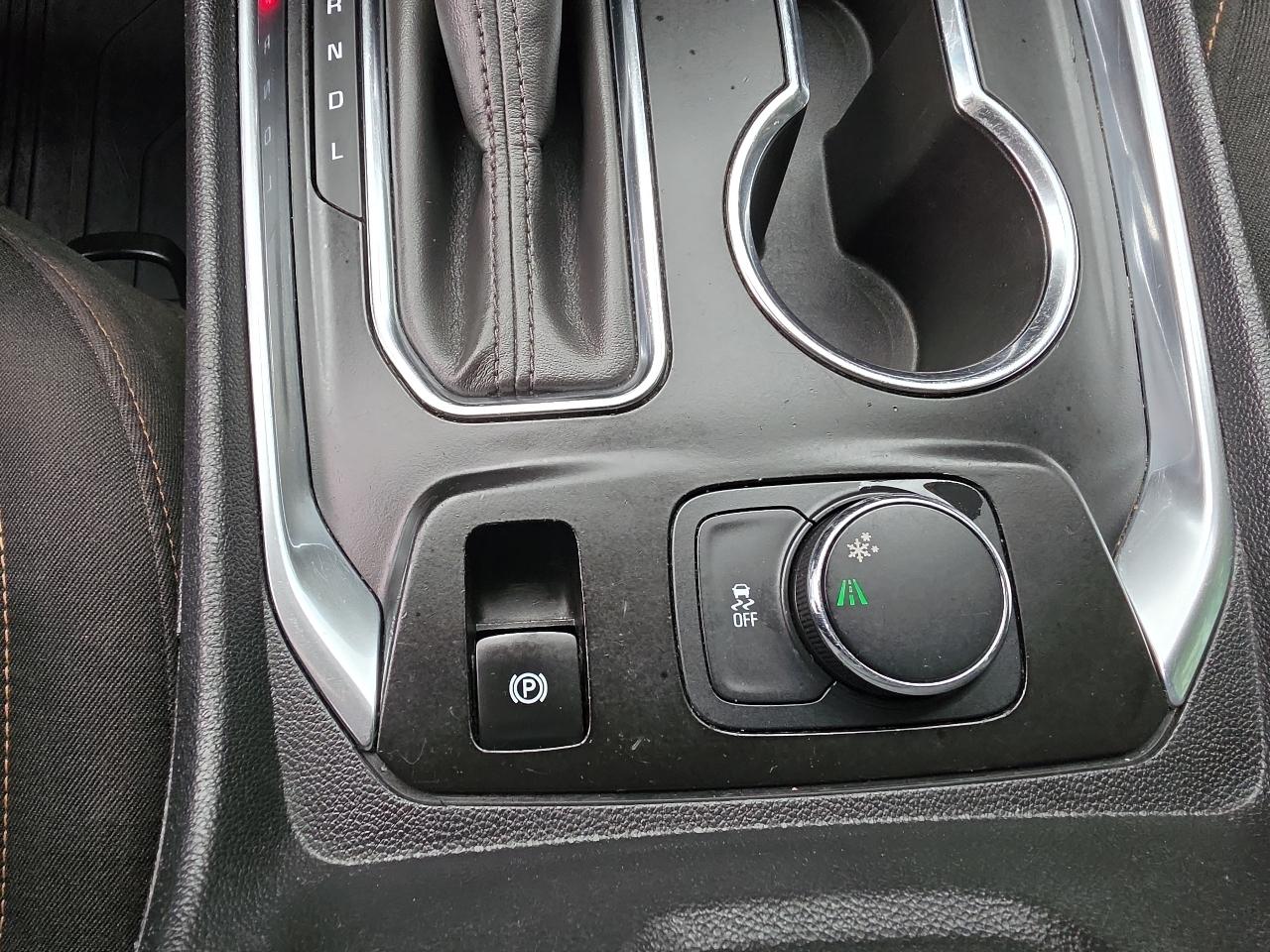 Chevrolet Traverse FWD 4dr LS w/1LS 2018