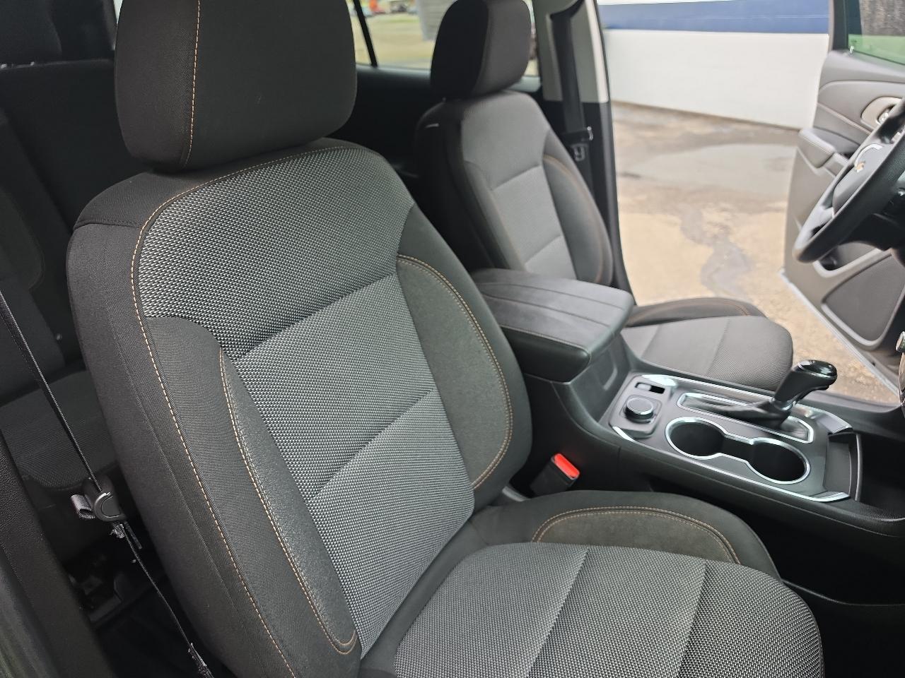 Chevrolet Traverse FWD 4dr LS w/1LS 2018