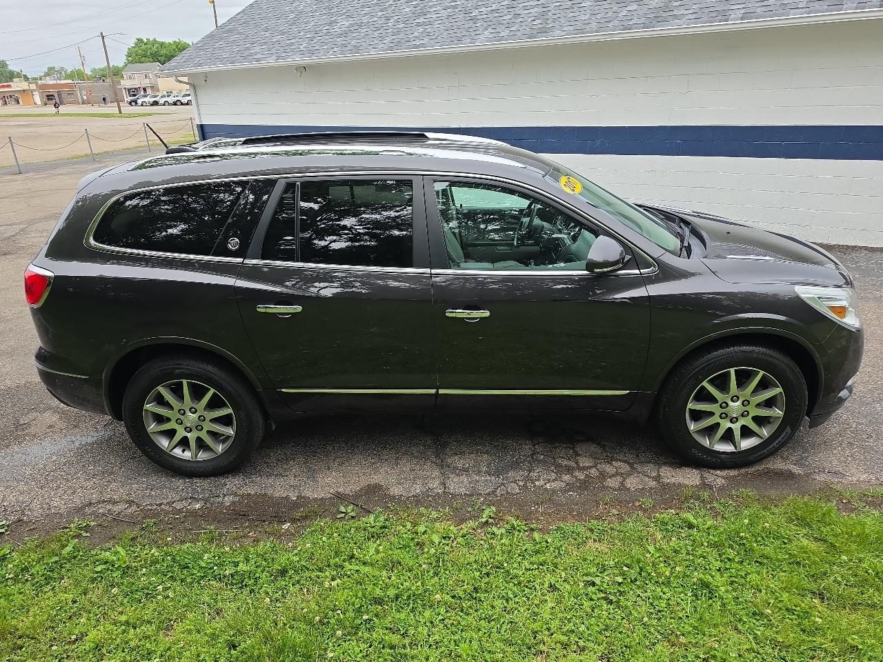 Buick Enclave AWD 4dr Leather 2017