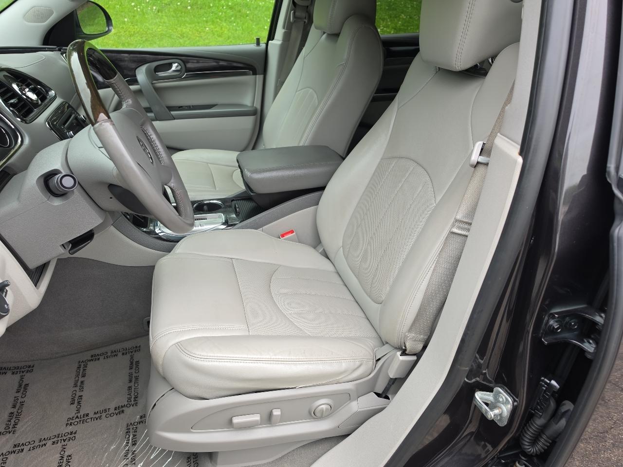 Buick Enclave AWD 4dr Leather 2017