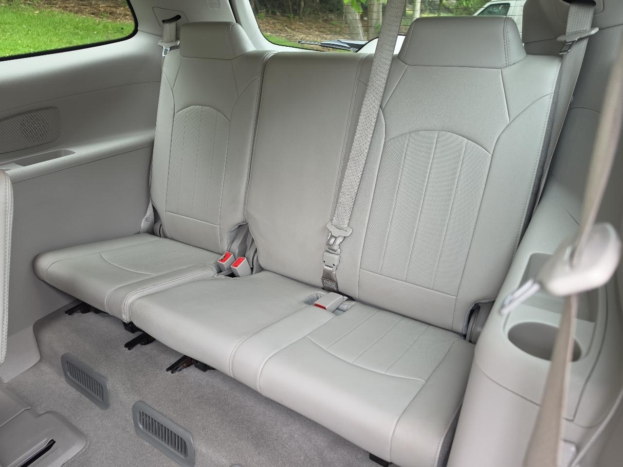 Buick Enclave AWD 4dr Leather 2017