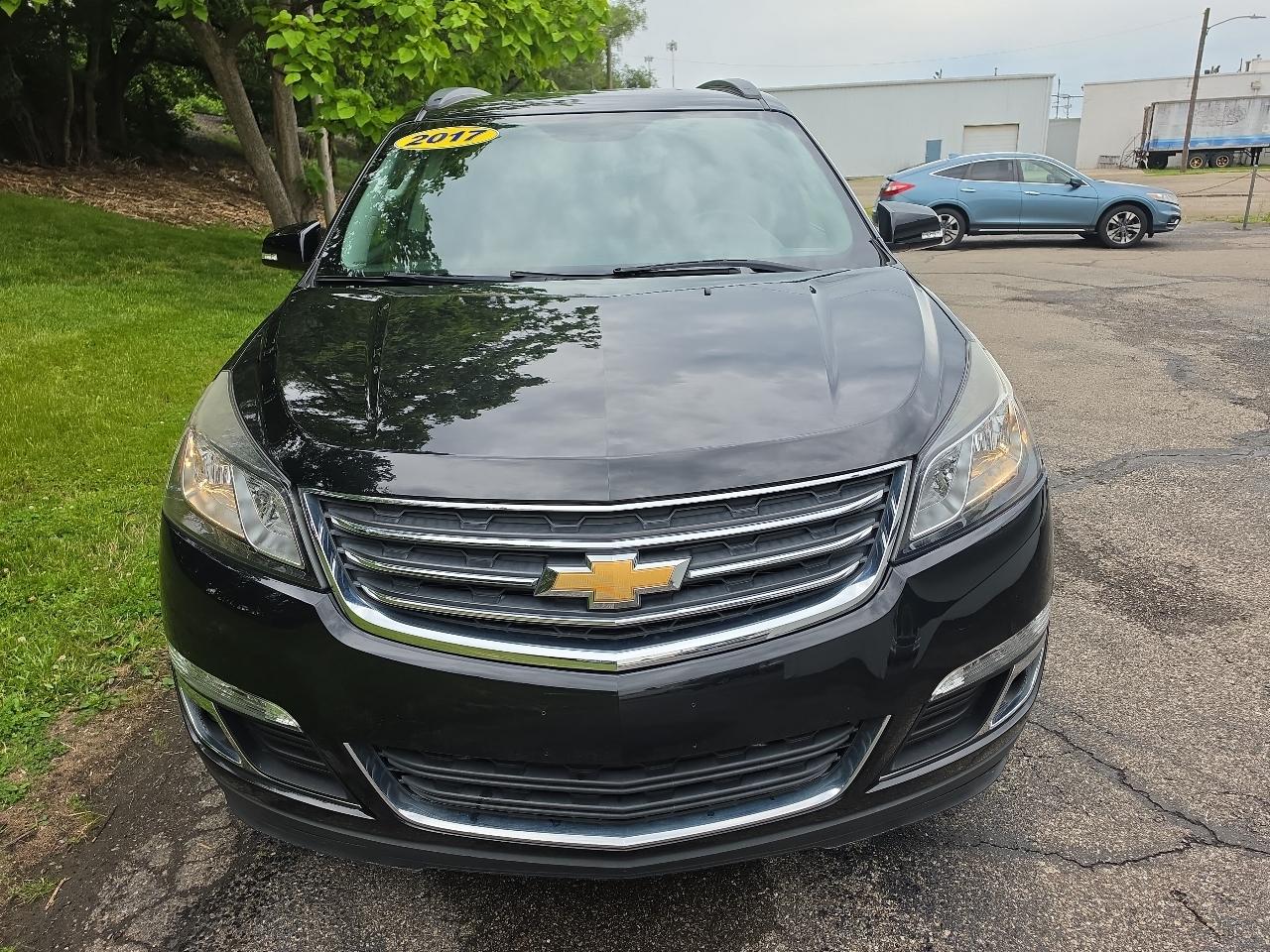 Chevrolet Traverse FWD 4dr LT w/1LT 2017