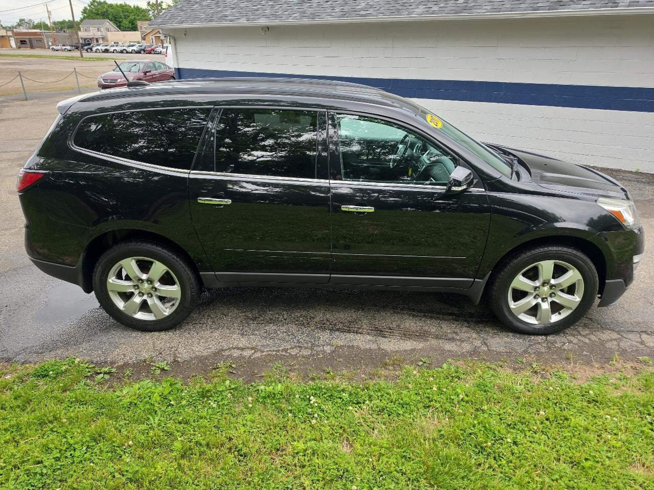 Chevrolet Traverse FWD 4dr LT w/1LT 2017