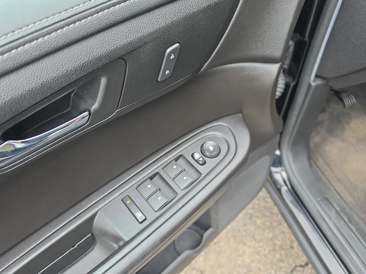 Chevrolet Traverse FWD 4dr LT w/1LT 2017