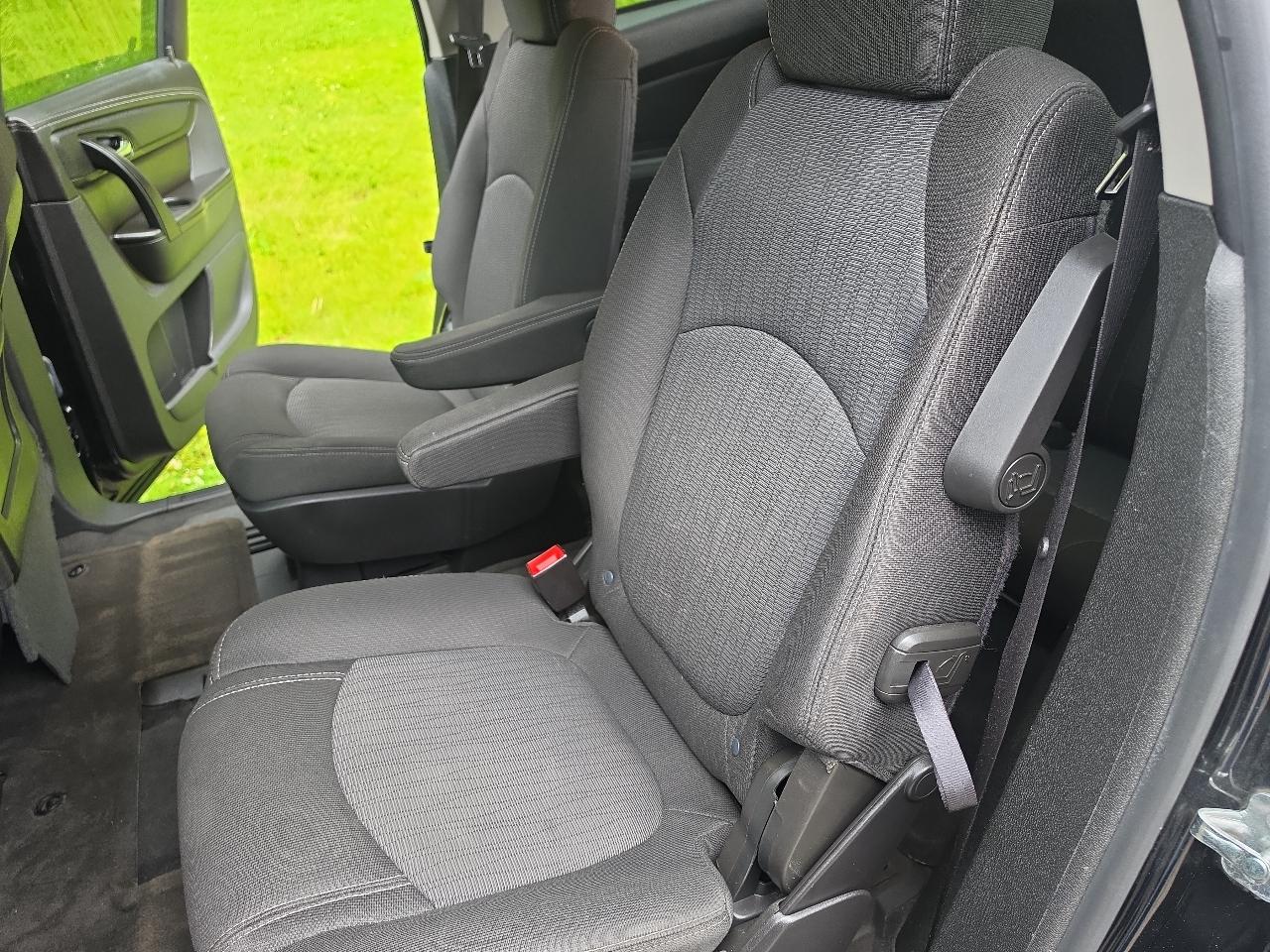 Chevrolet Traverse FWD 4dr LT w/1LT 2017