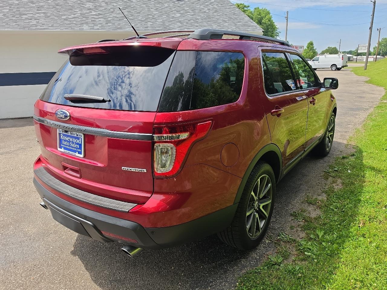 Ford Explorer FWD 4dr XLT 2015