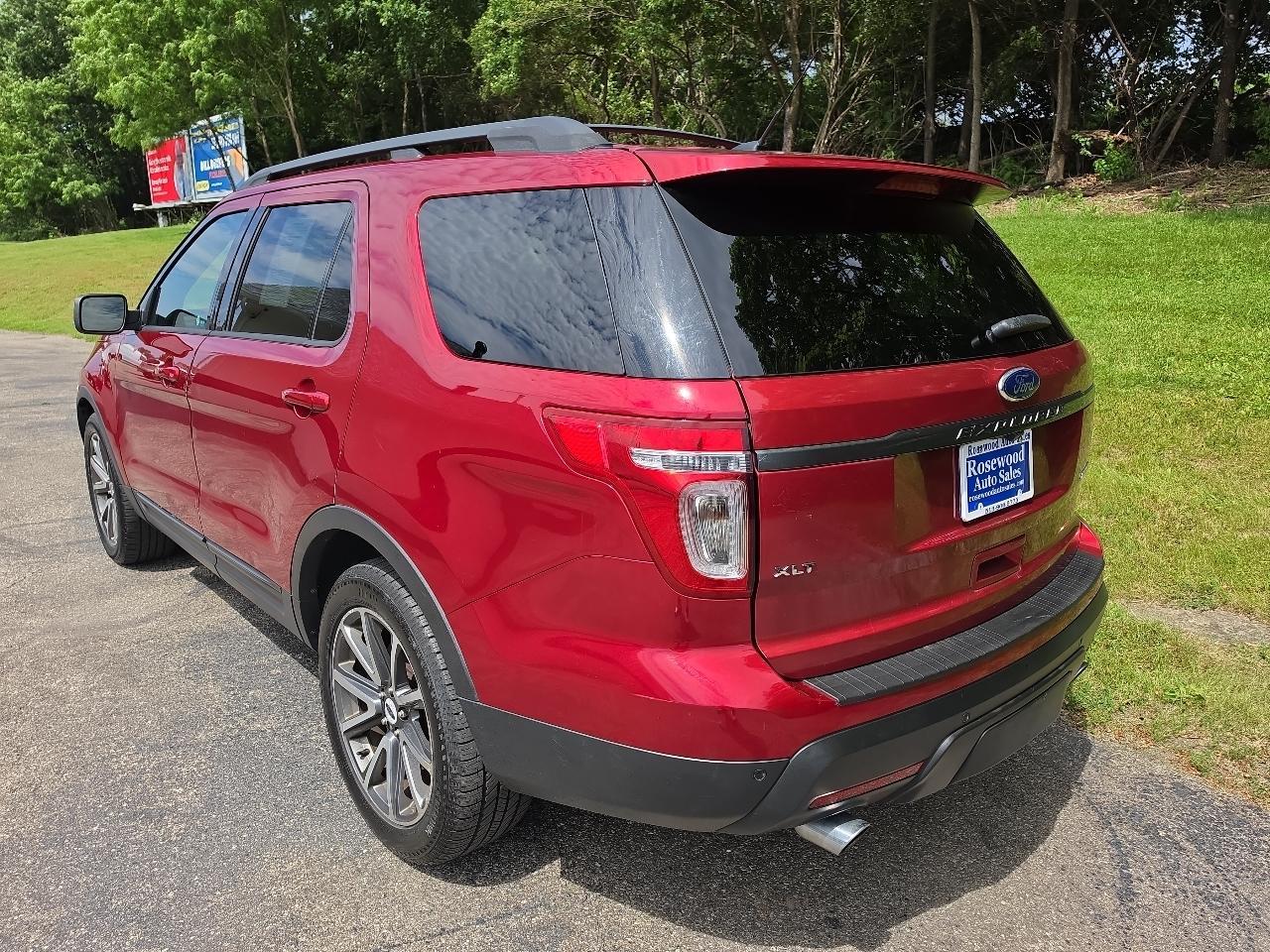 Ford Explorer FWD 4dr XLT 2015