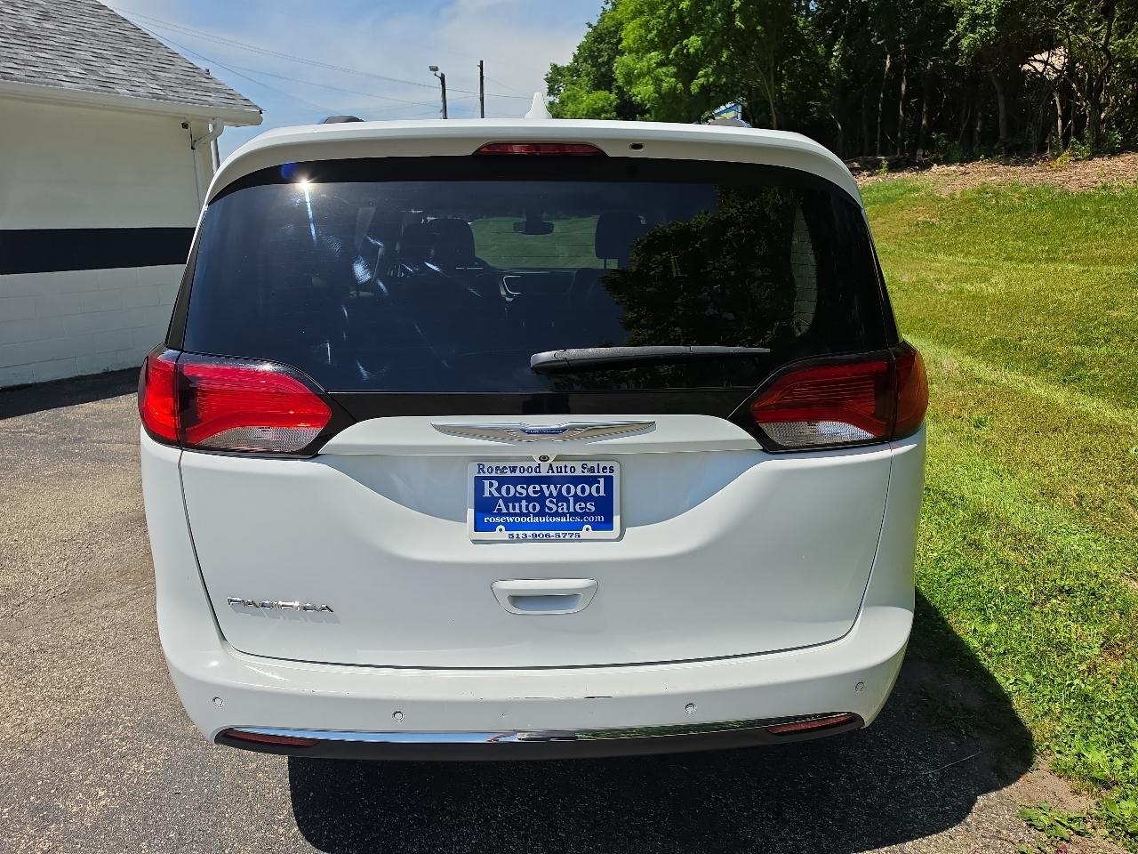 Chrysler Pacifica Touring L Plus FWD 2018
