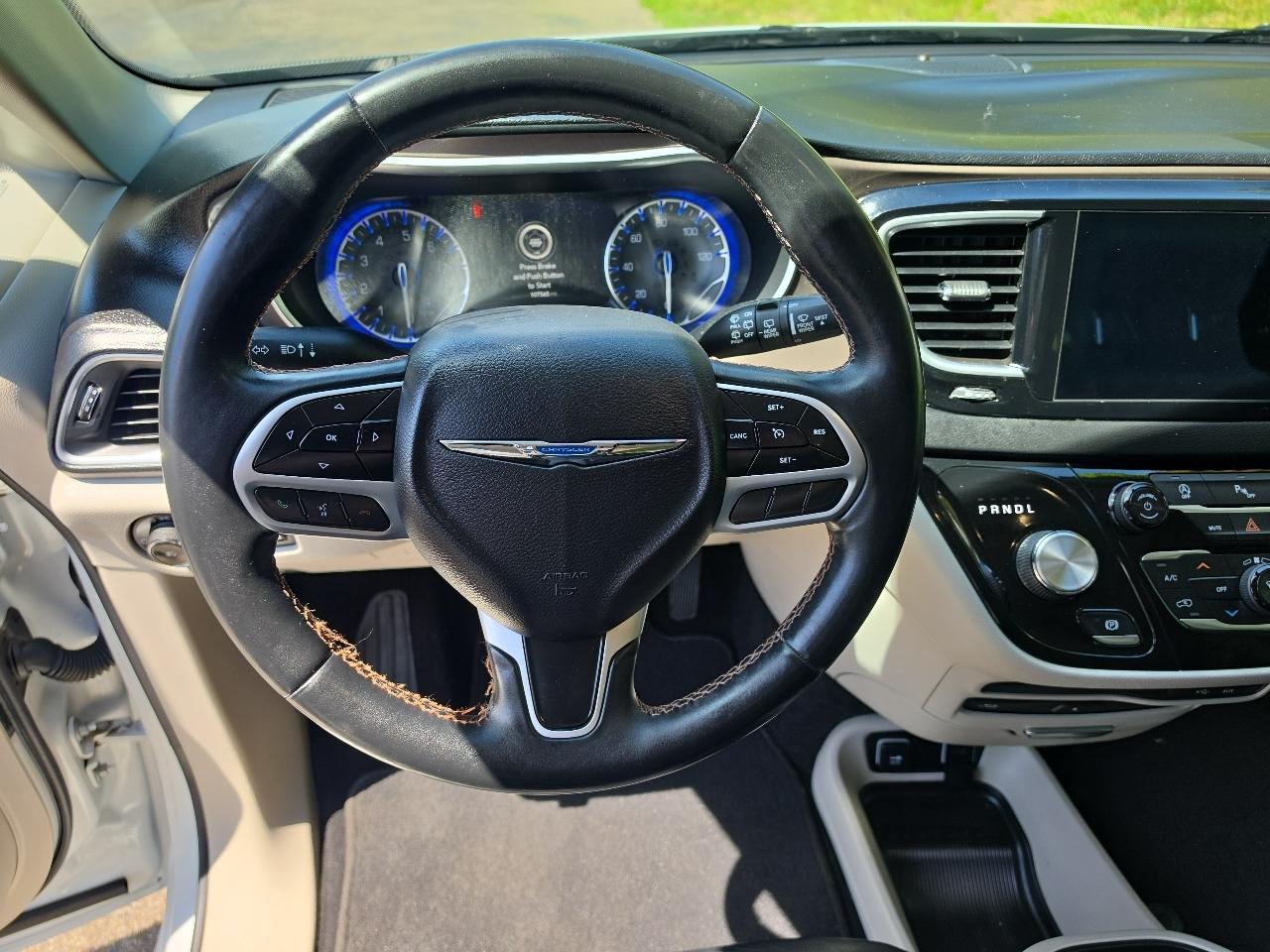Chrysler Pacifica Touring L Plus FWD 2018