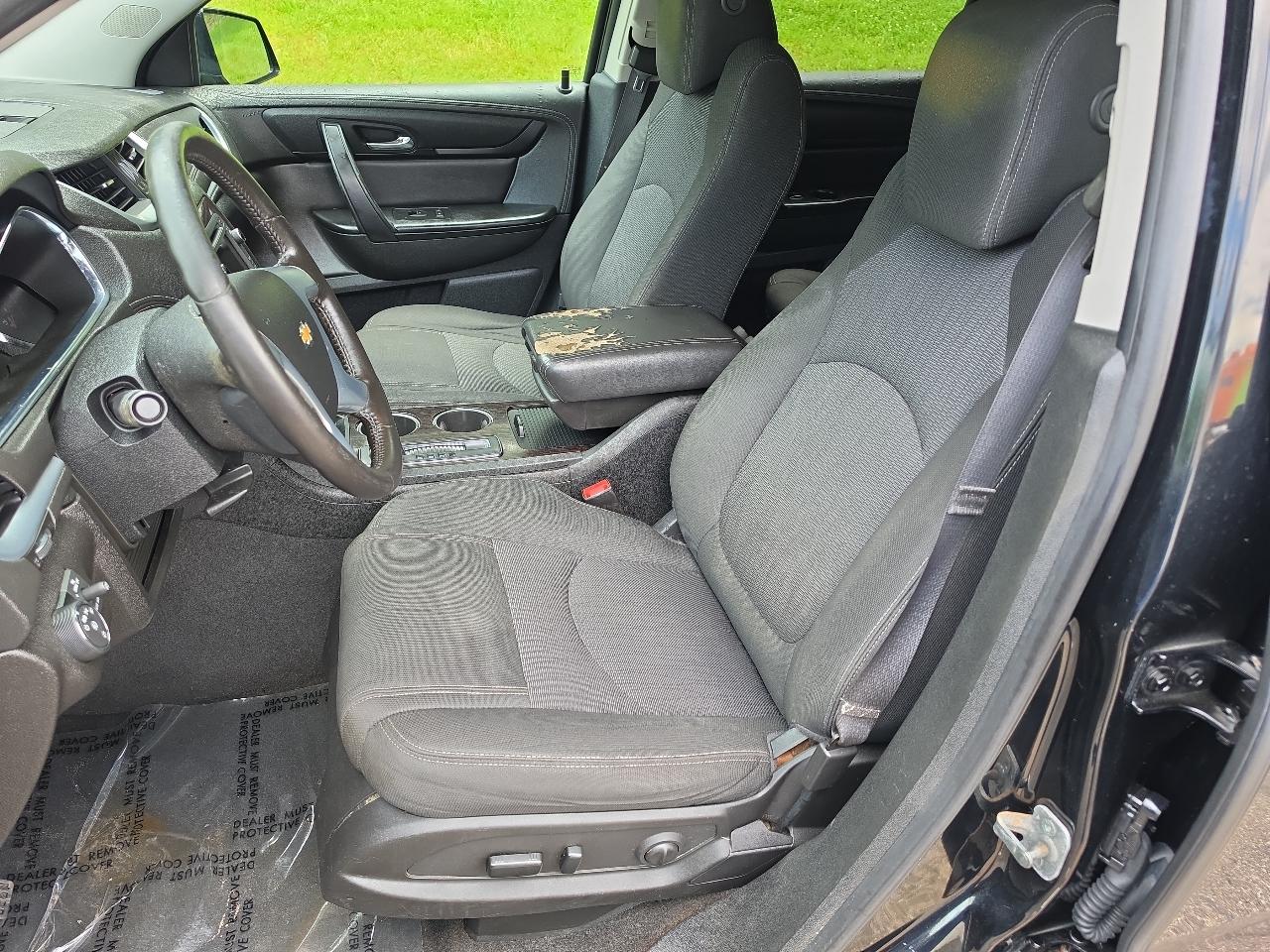 Chevrolet Traverse AWD 4dr LT w/1LT 2017